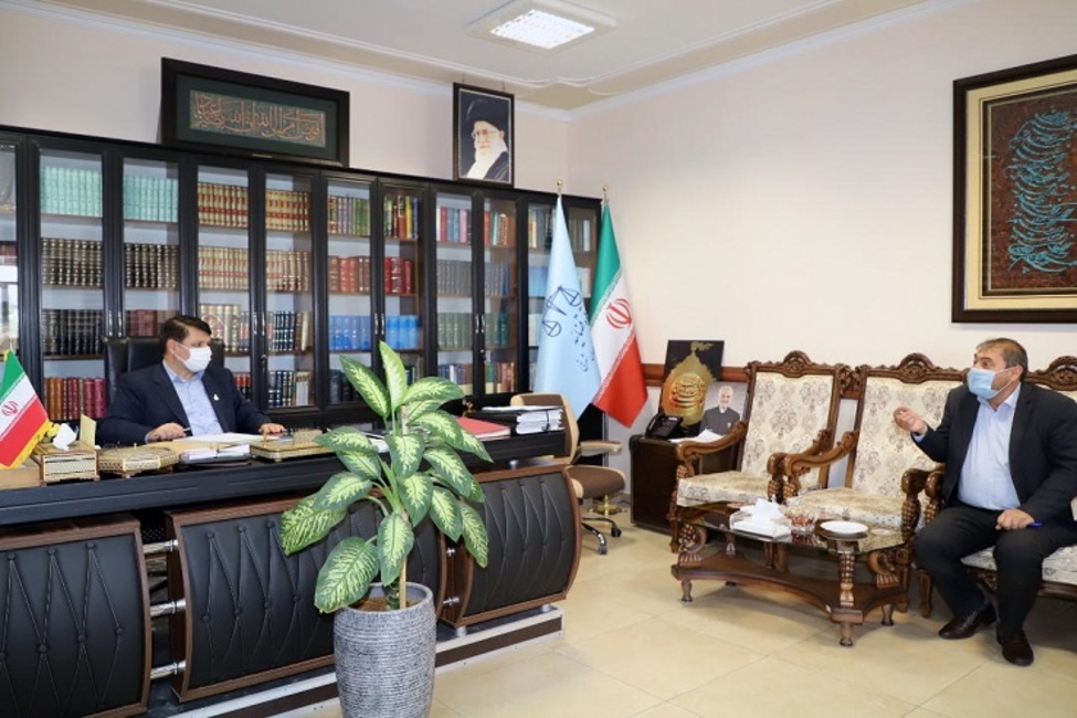 دیدار مردمی رئیس کل دادگستری استان آذربایجان شرقی به منظور رسیدگی به درخواست‌ها و مشکلات حقوقی شهروندان