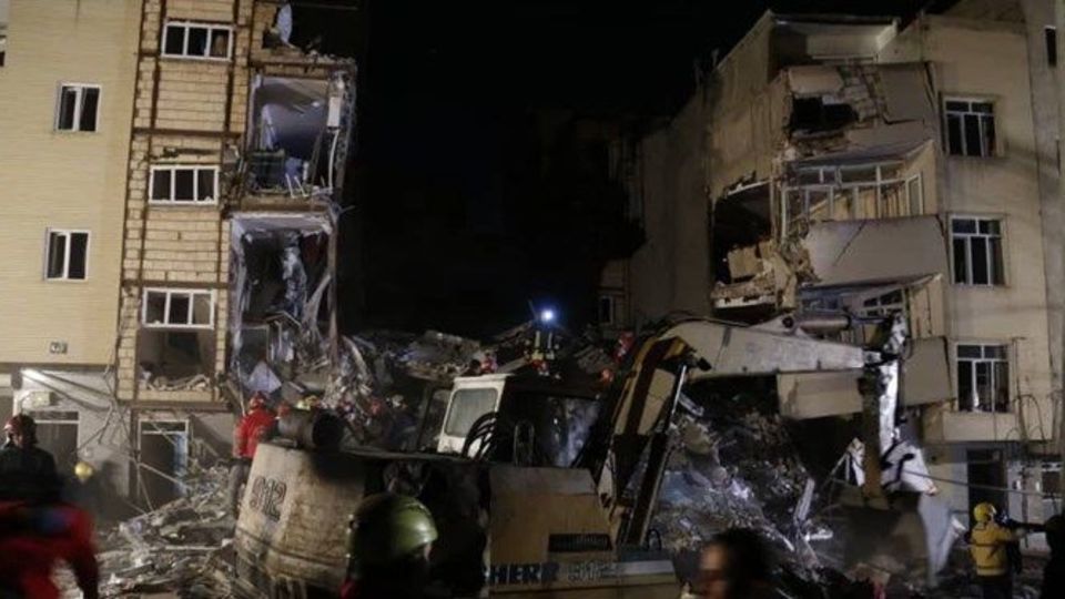 تشکیل پرونده قضایی برای حادثه انفجار ساختمان ۵ طبقه در تبریز