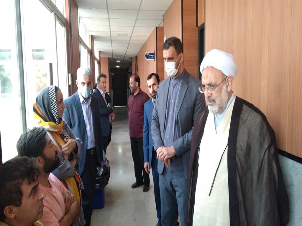 رئیس کل دادگستری مازندران از بخش‌های مختلف دادگستری ساری بازدید کرد
