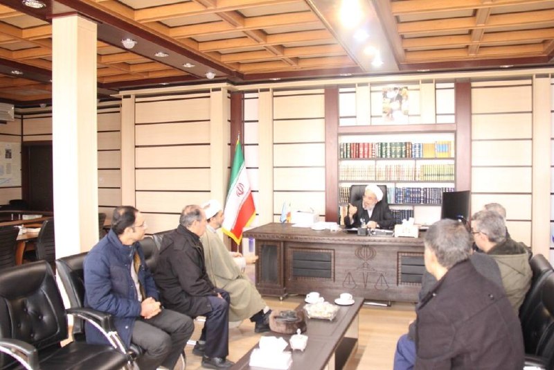 رئیس کل دادگستری زنجان در ملاقات مردمی با ۳۹ نفر دیدار کرد