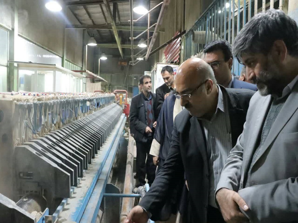 رئیس کل دادگستری آذربایجان غربی از کارخانه قند میاندوآب بازدید کرد