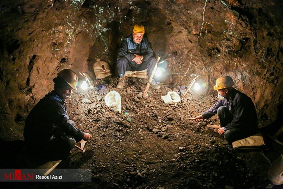 پیگیری مشکل معدن سنگ لاشه سبز کردان توسط دادگستری البرز