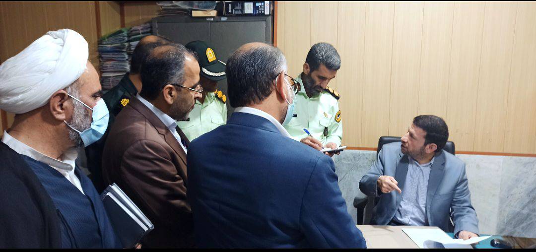 رئیس کل دادگستری استان بوشهر شبانه از مراجع انتظامی بوشهر بازدید کرد