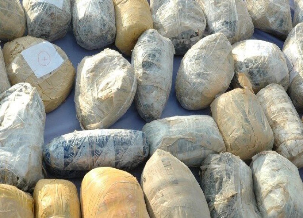 بیش از ۳۶۰ کیلوگرم مواد مخدر در شهرستان پارسیان استان هرمزگان کشف شد