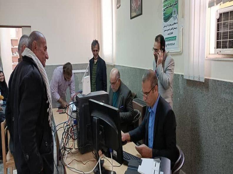 مردم روستای ابوالفارس شهرستان رامهرمز خدمات الکترونیک قضایی رایگان دریافت کردند