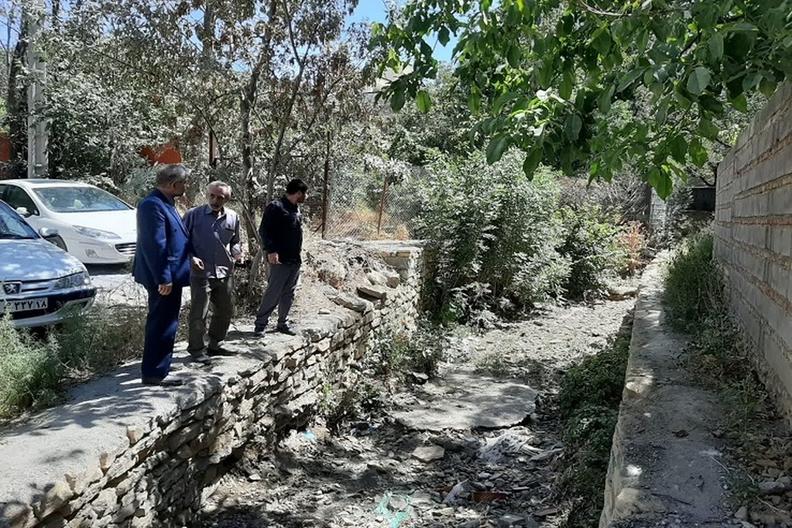 دستور دادستان همدان مبنی بر بررسی و برخورد با عوامل تصرف بستر رودخانه شورین در روستای سنگستان